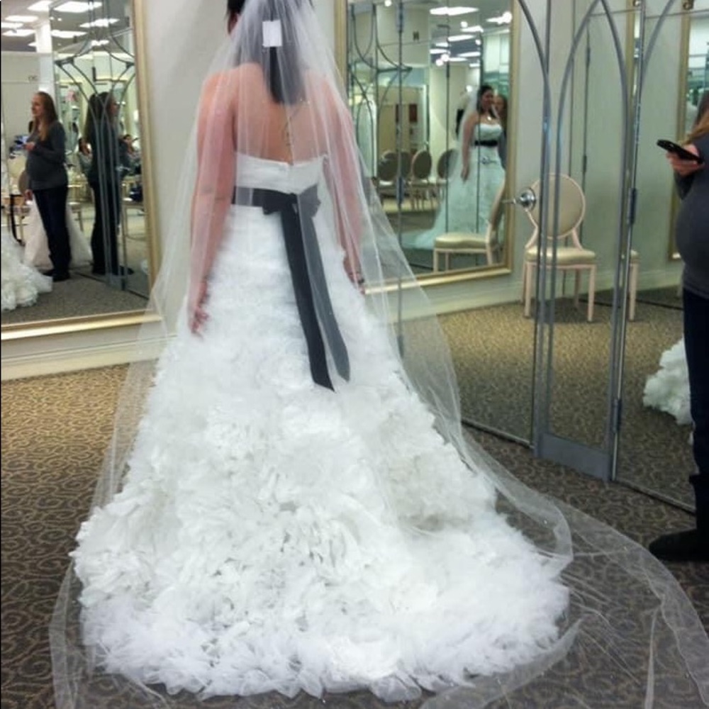 Stunning Wedding dress!